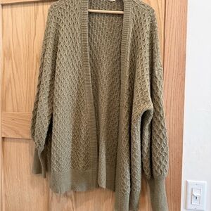 Rylee & Crew Olive Green Women's Sweater